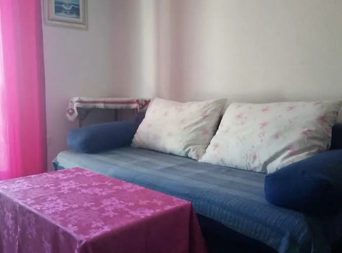 Апартаменти Maris *