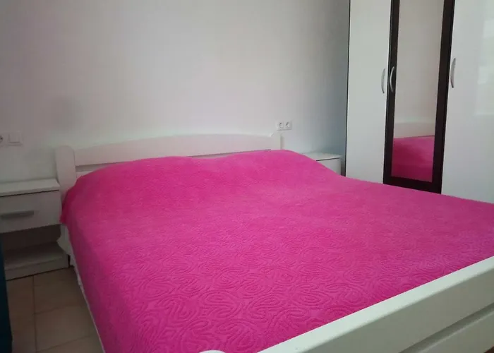 Maris * Трогір