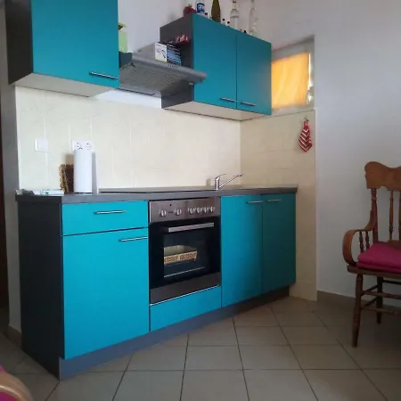 Maris Apartament *